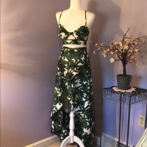 Two piece green lotus flower dress!!